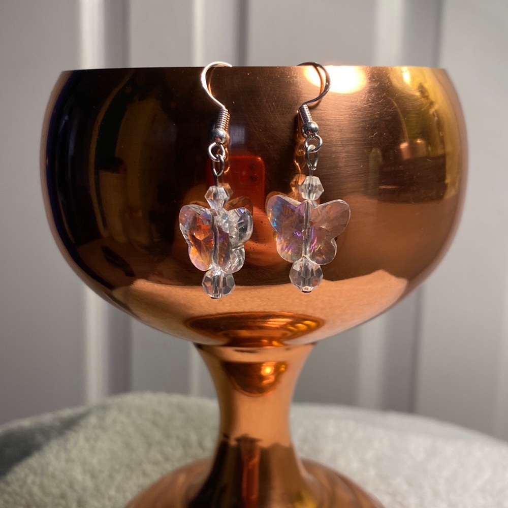 Handmade, crystal butterfly beaded, short dangle earrings🦋💎